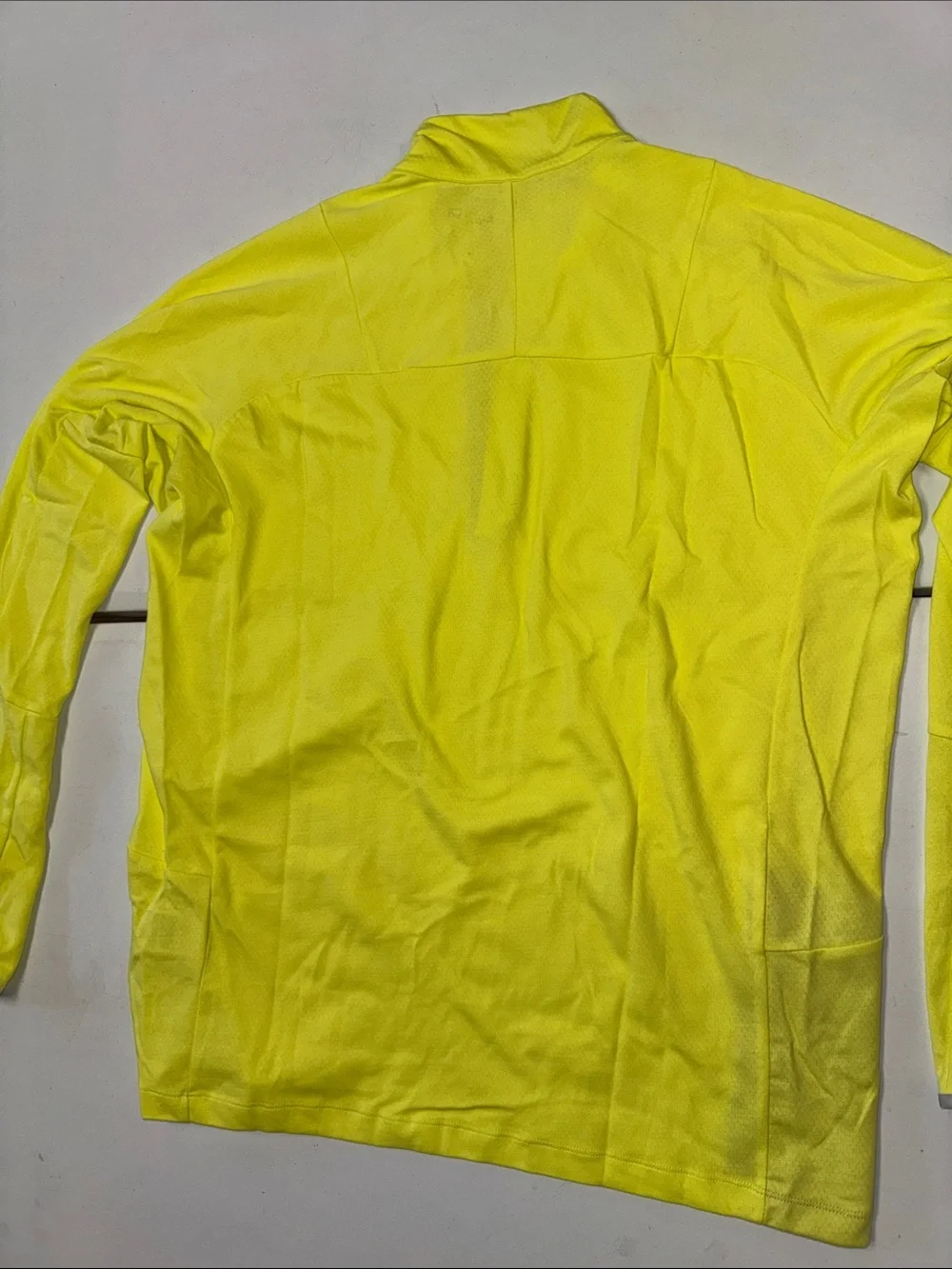 GAP Men's High-Visibility Yellow Quarter-Zip Rash Guard